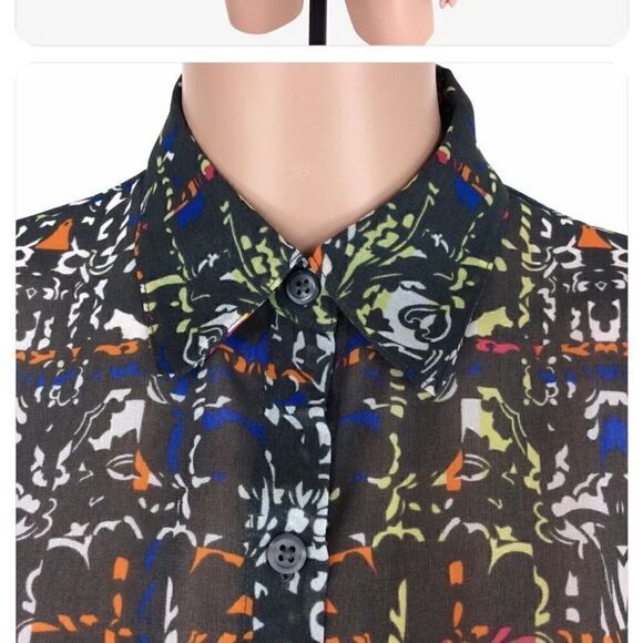 CAbi 129 Geometric Festival Button Down
Blouse. Size L - Picture 7 of 16
